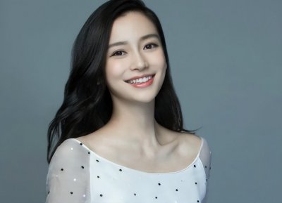 ​杨颖的英文名为何叫angelababy，含义是什么？