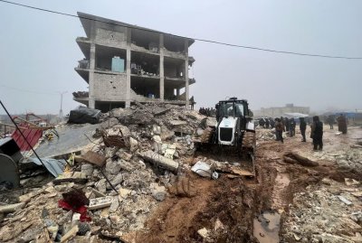 ​土耳其突发7.8级大地震，堪比130颗原子弹，无数建筑崩塌 伤亡惨重